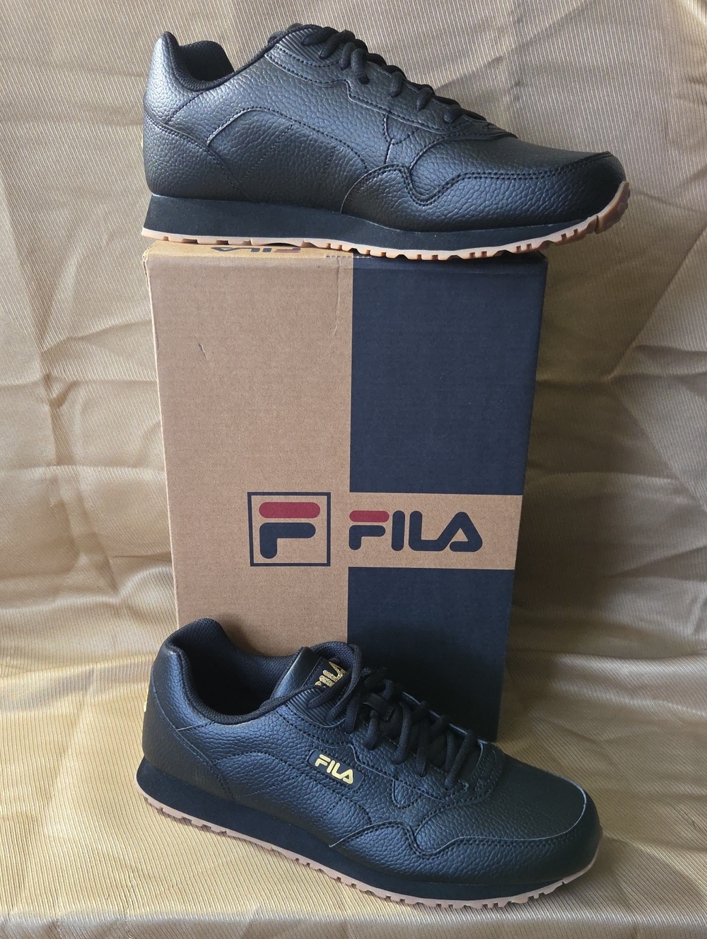 Fila Men's Euro Jogger 4 Sneakers Black Leather Gold Logo Gum Sole